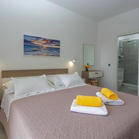 Apartments Tatjana Dominis Hvar Town Esterno foto