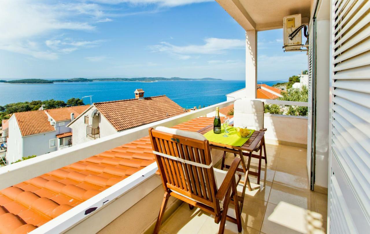 Apartments Tatjana Dominis Hvar Town Esterno foto