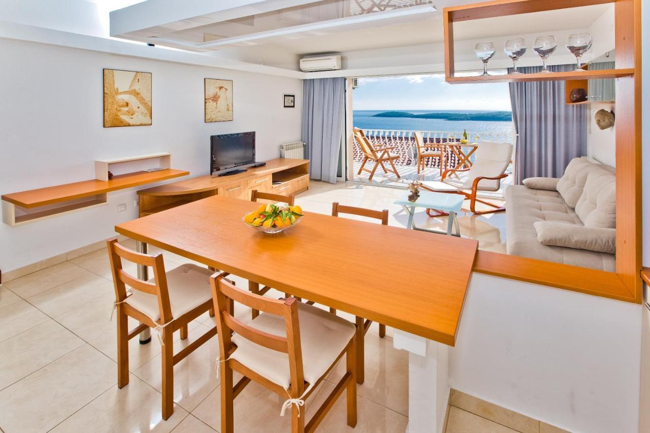 Apartments Tatjana Dominis Hvar Town Esterno foto