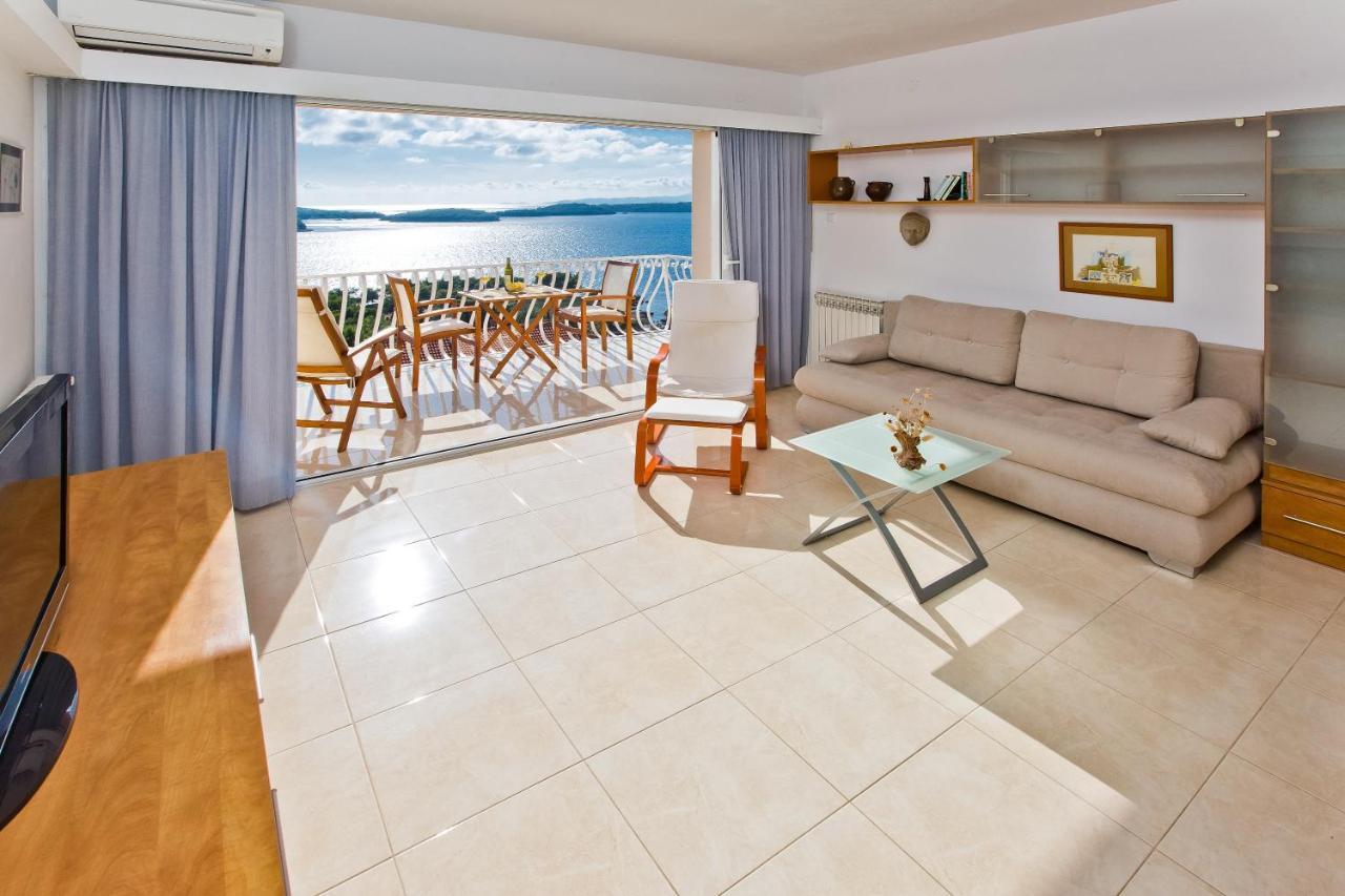 Apartments Tatjana Dominis Hvar Town Esterno foto